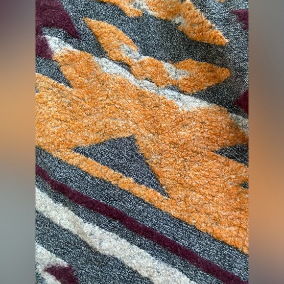 Navajo Western Cardigan - Picture 4 of 7